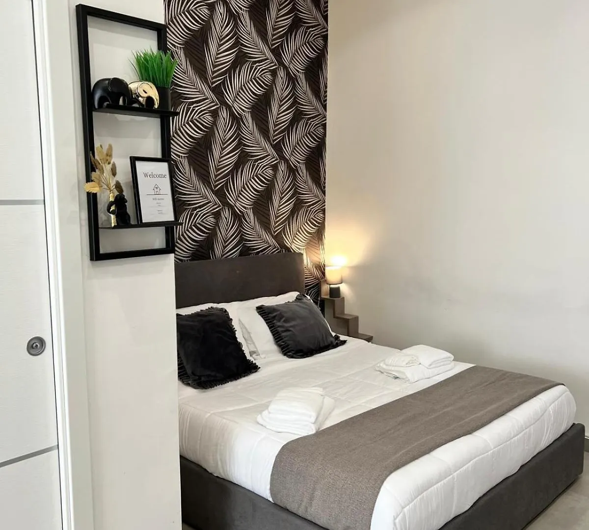Fastfly47 Apartman Nápoly Olaszország